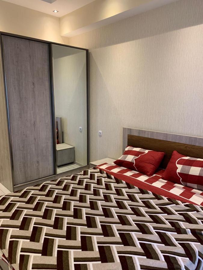 Apartment Three Bedroom In Saburtalo Tbilisi Eksteriør billede