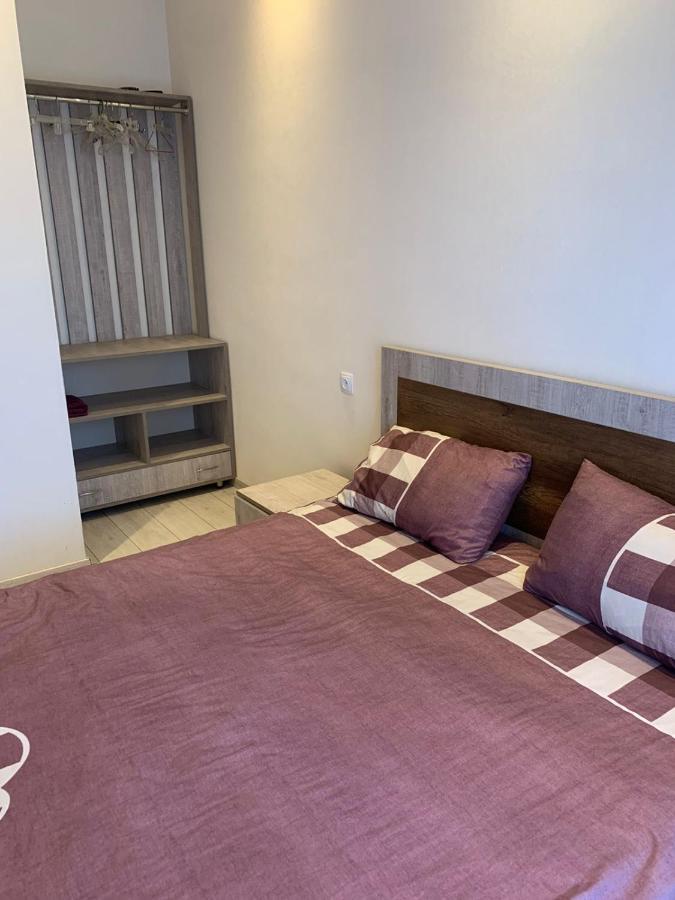 Apartment Three Bedroom In Saburtalo Tbilisi Eksteriør billede